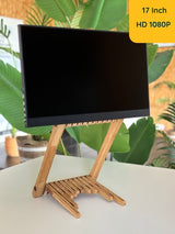 Foote met 17 inch HD monitor